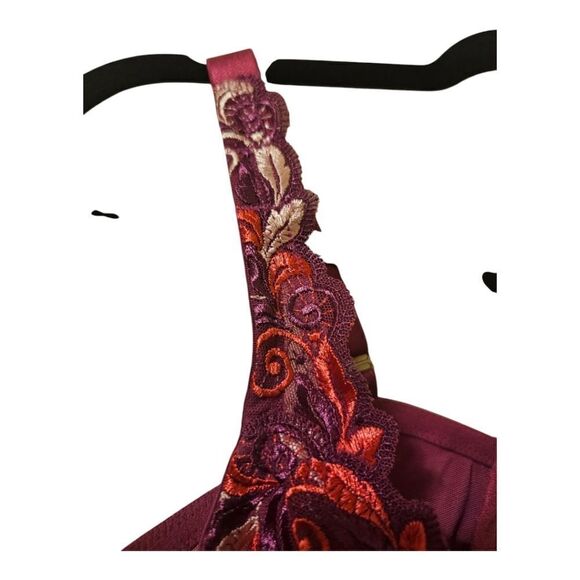 SOMA Sensuous Lace Unlined Bra - Size 38DDD - Picture 6 of 8